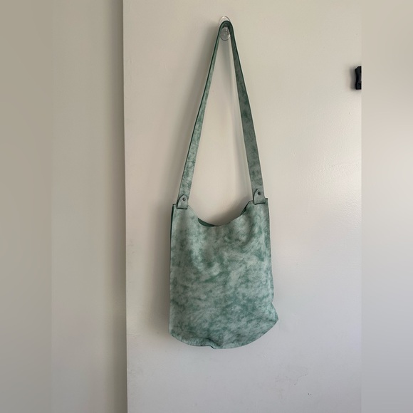 Elegant Green Fringe Shoulder Bag and crossbody bag leather bag - Picture 8 of 16